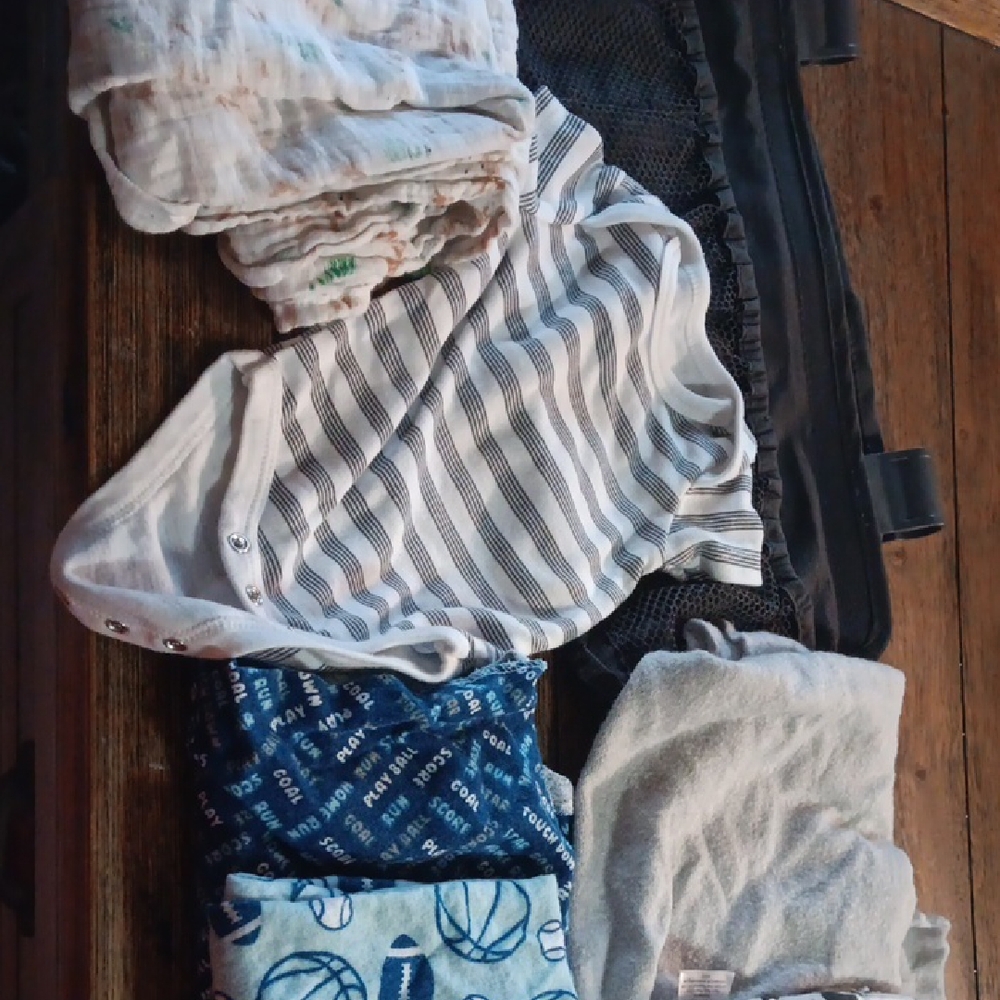 Babys Striped and Patterned Recieving Blankets Set